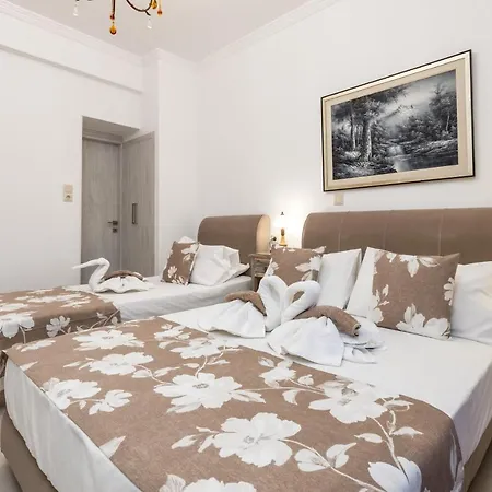 Panos Luxury Apartment