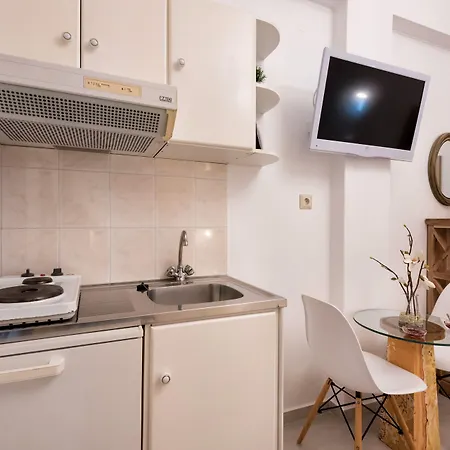 Panos Luxury Apartment Páros