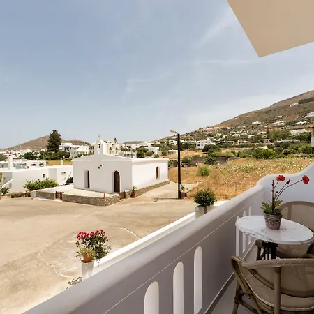 Panos Luxury Apartment Páros