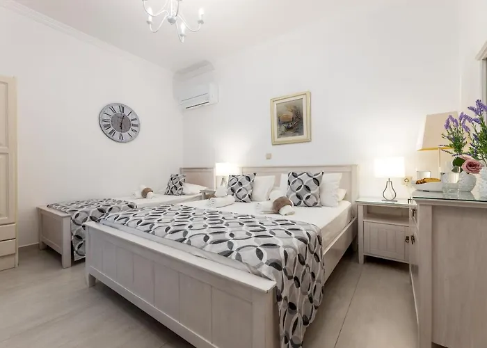 Panos Luxury * Páros