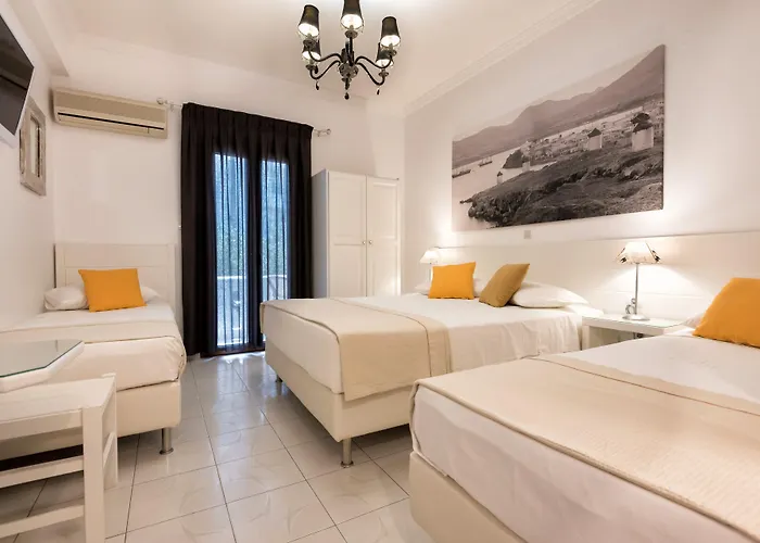 Panos Luxury Apartment *