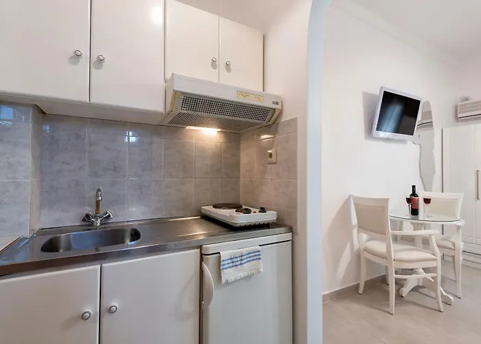 Panos Luxury Apartment Páros