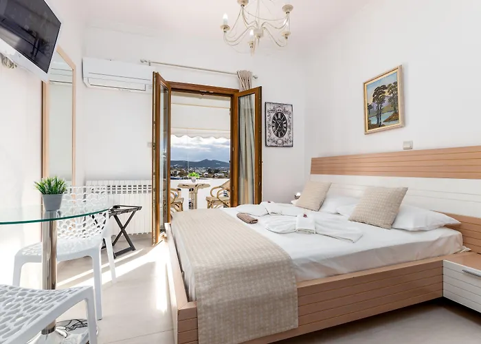 Panos Luxury Apartment *